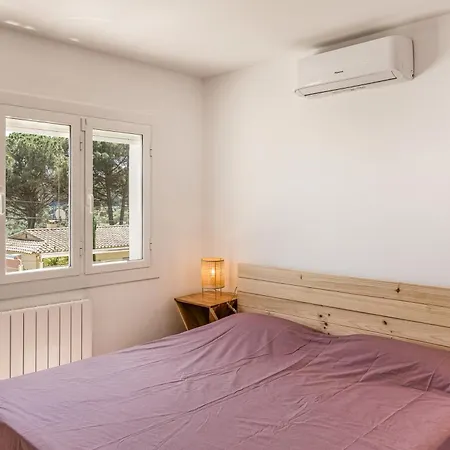 De Luxe A Vue Villa
