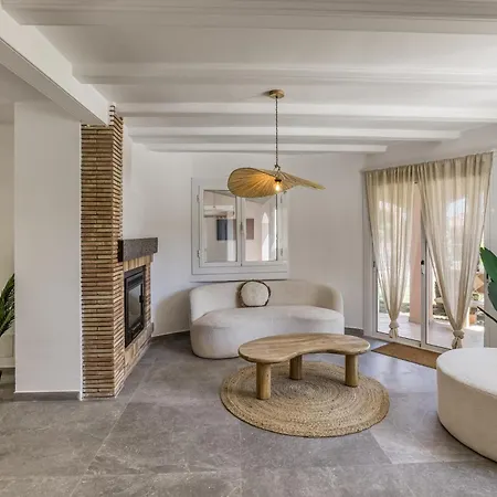 De Luxe A Vue Villa *